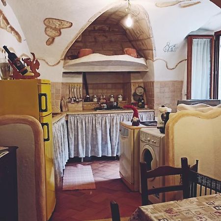Casa Ele - Casa Indipendente Con Cucina - Bikes Friendly Daire Sassari Dış mekan fotoğraf