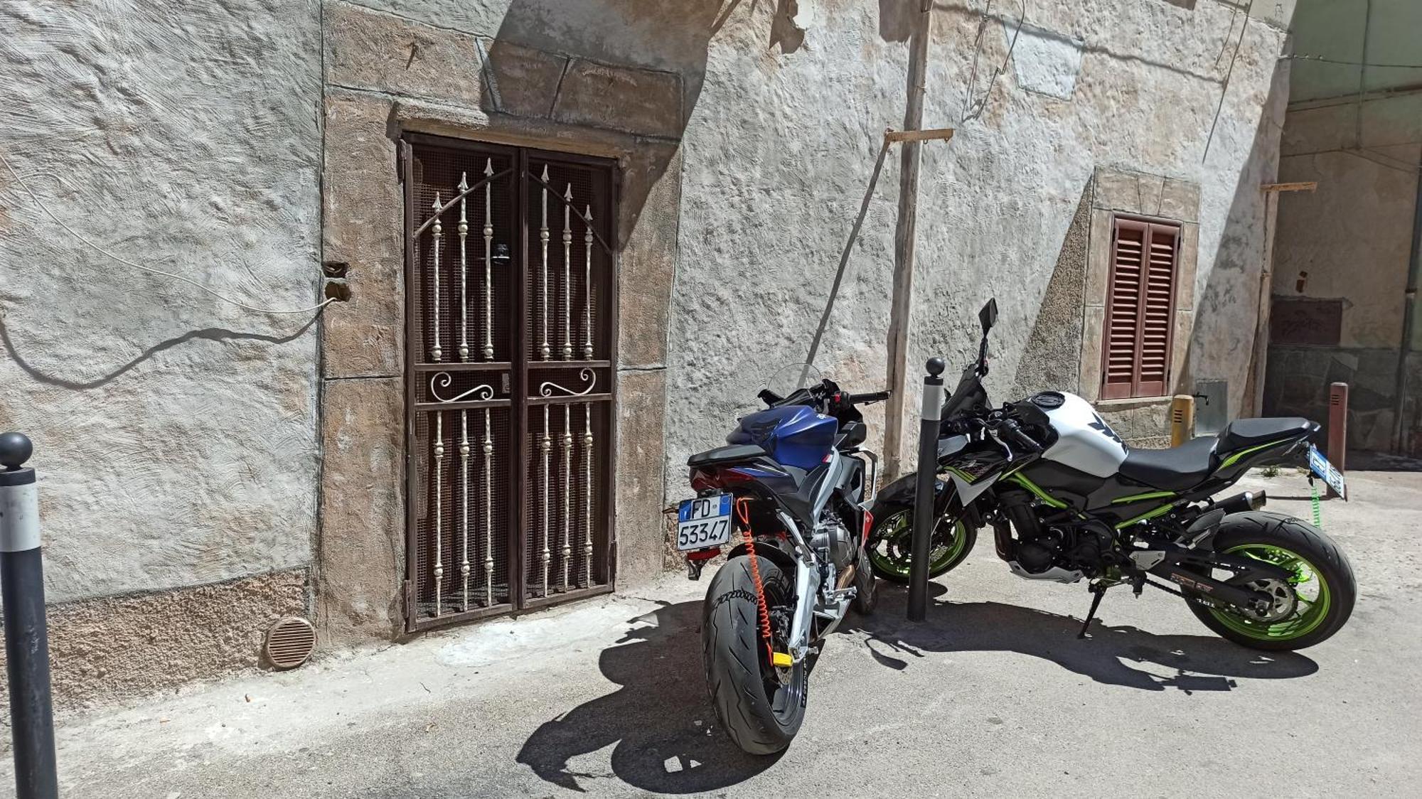 Casa Ele - Casa Indipendente Con Cucina - Bikes Friendly Daire Sassari Dış mekan fotoğraf